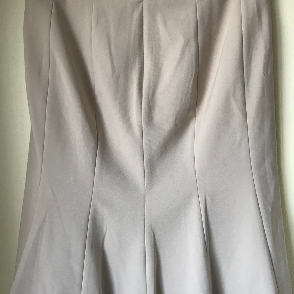 Moda international midi flirty skirt 8